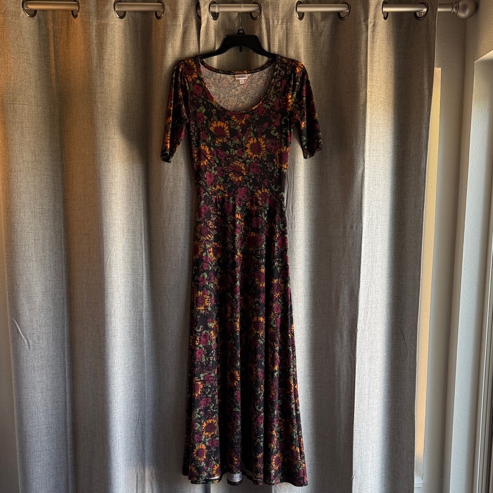 LuLaRoe Sunflower Black Maxi Dress XS